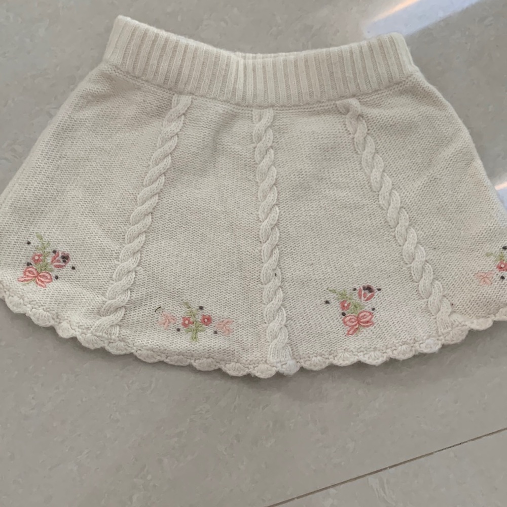 Janie and Jack Winter white skirt 6-12 months